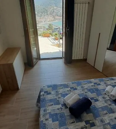 Finestra Sul Golfo 拉帕洛