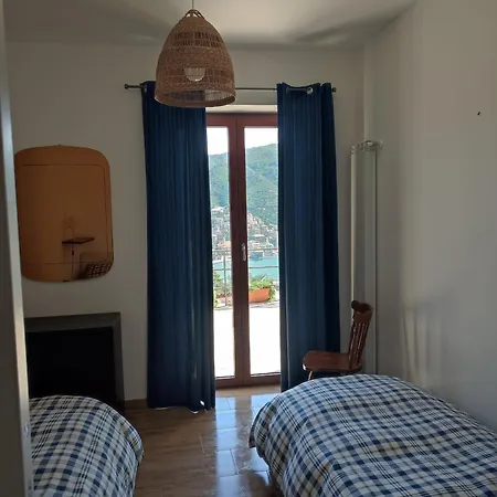 Finestra Sul Golfo Ραπάλο